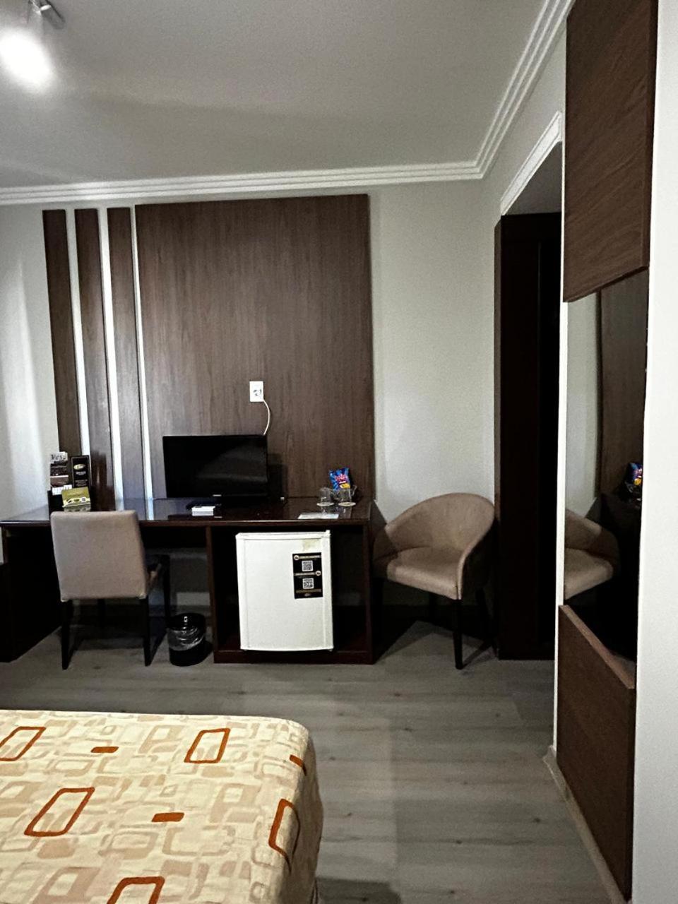 Class Hotel Guaxupé Εξωτερικό φωτογραφία
